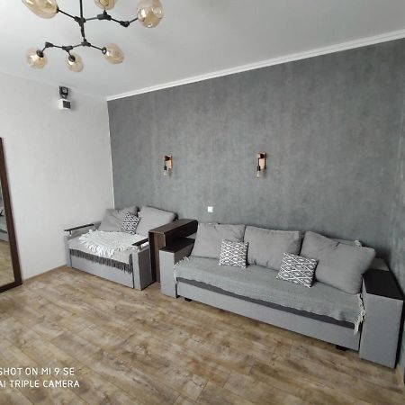 Однокімнатна Квартира-Студія Біля Парку Шевченка Ivano-Frankivsk Exterior foto